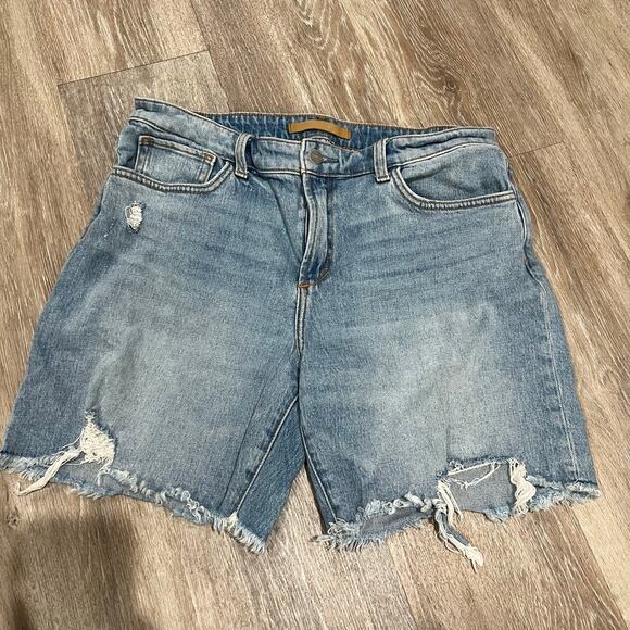 Joe's Blue Denim Distressed Shorts The Lara Bermuda Size 31 - Picture 2 of 7